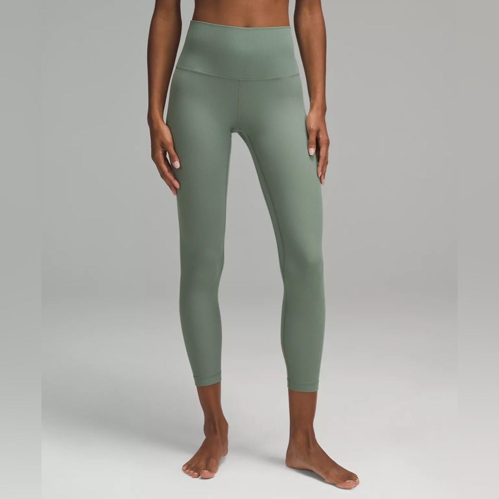 NWT- Lululemon Align™ High-Rise Ribbed Pant 25" in grey eucalyptus size 8